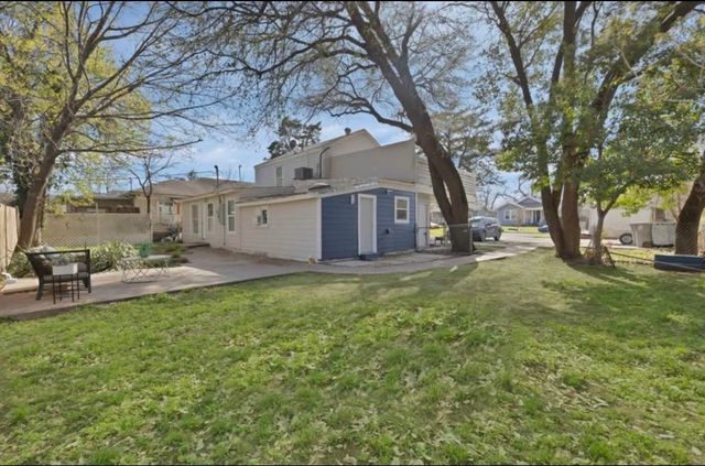 928 S Windomere Avenue B, Dallas, TX 75208