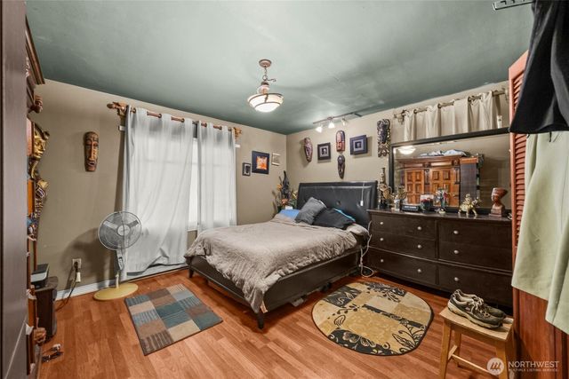 6823 60th Street E, Puyallup, WA 98371