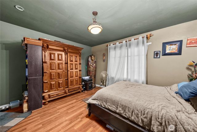 6823 60th Street E, Puyallup, WA 98371