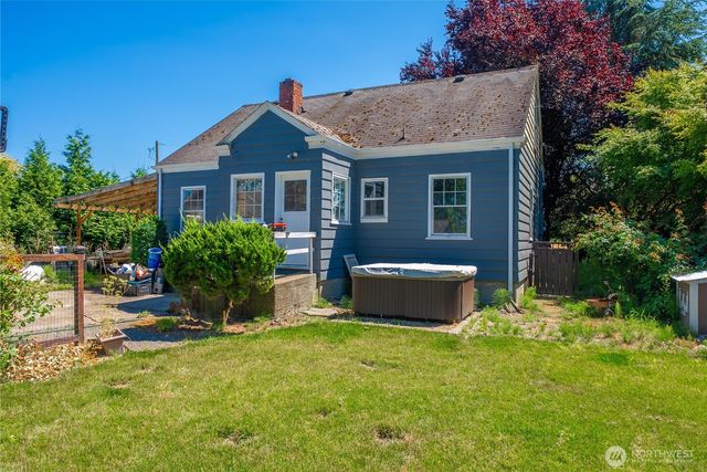 6823 60th Street E, Puyallup, WA 98371