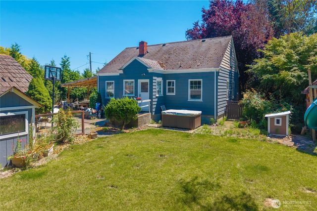 6823 60th Street E, Puyallup, WA 98371