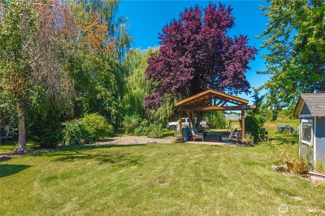 6823 60th Street E, Puyallup, WA 98371