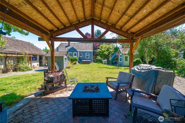6823 60th Street E, Puyallup, WA 98371