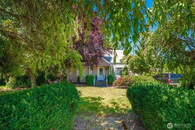 6823 60th Street E, Puyallup, WA 98371