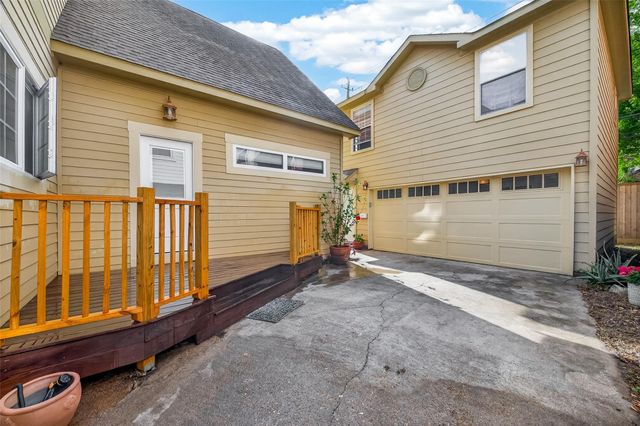 2405 Southgate Boulevard, Houston, TX 77030