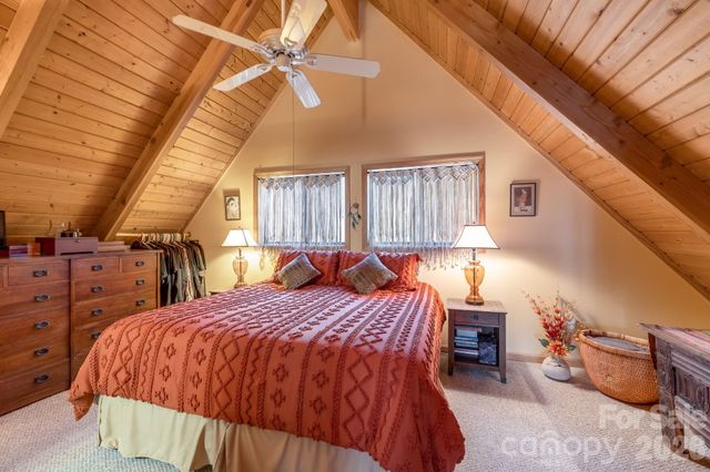 170 Wonderwood Lane, Clyde, NC 28721