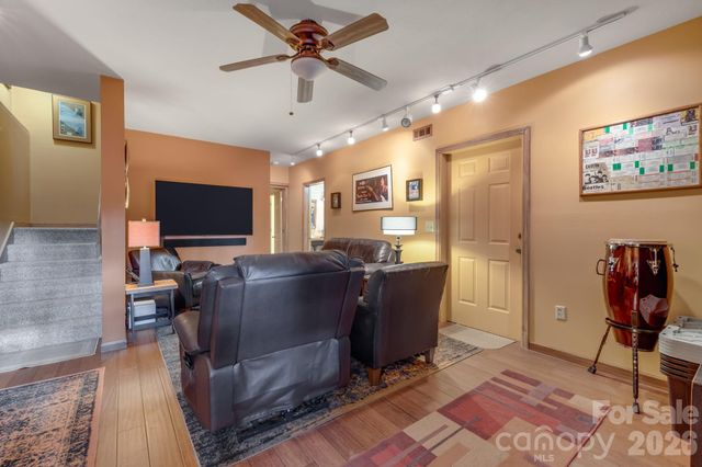 170 Wonderwood Lane, Clyde, NC 28721