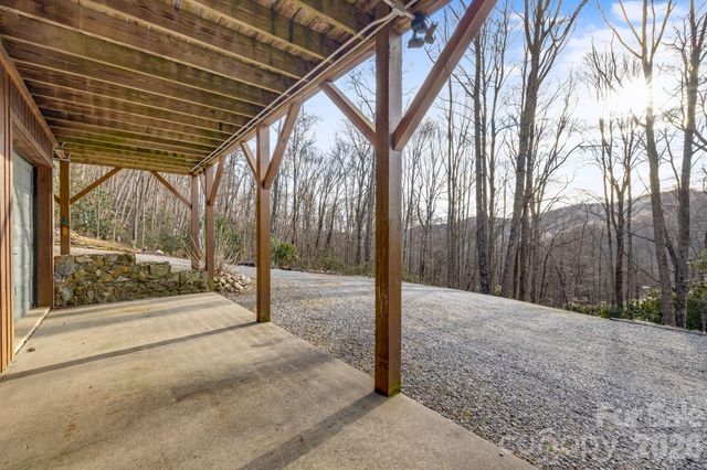 170 Wonderwood Lane, Clyde, NC 28721