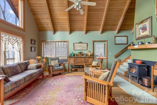 170 Wonderwood Lane, Clyde, NC 28721