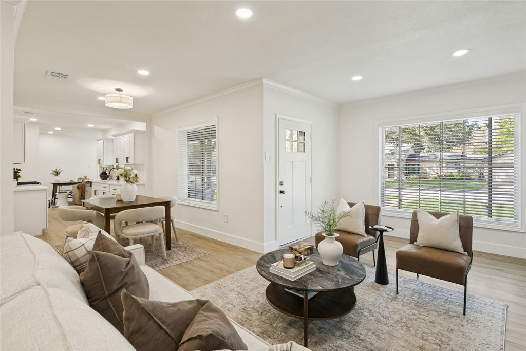 4045 Carolyn Road, Fort Worth, TX 76109 — photo 3