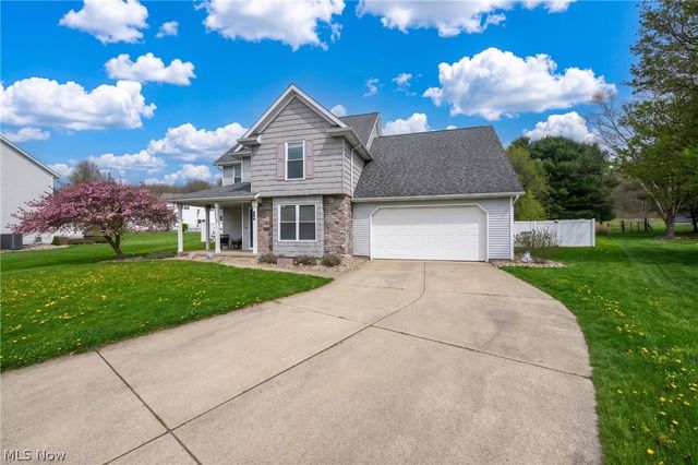 685 Willow Dale Street NW, Bolivar, OH 44612