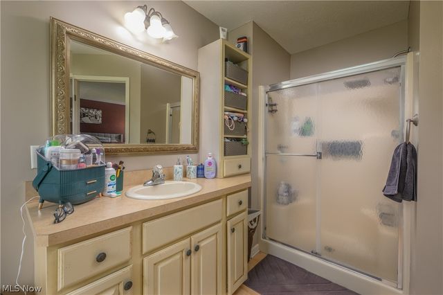 685 Willow Dale Street NW, Bolivar, OH 44612