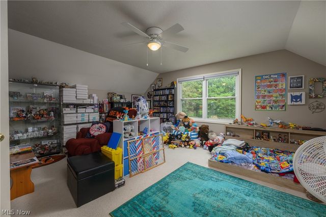 685 Willow Dale Street NW, Bolivar, OH 44612