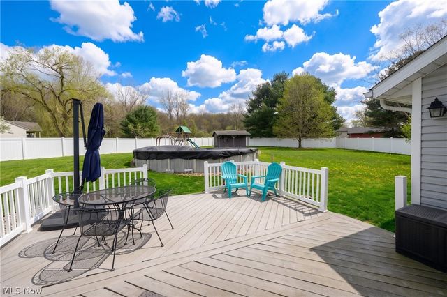 685 Willow Dale Street NW, Bolivar, OH 44612