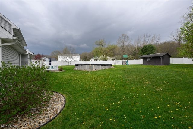 685 Willow Dale Street NW, Bolivar, OH 44612
