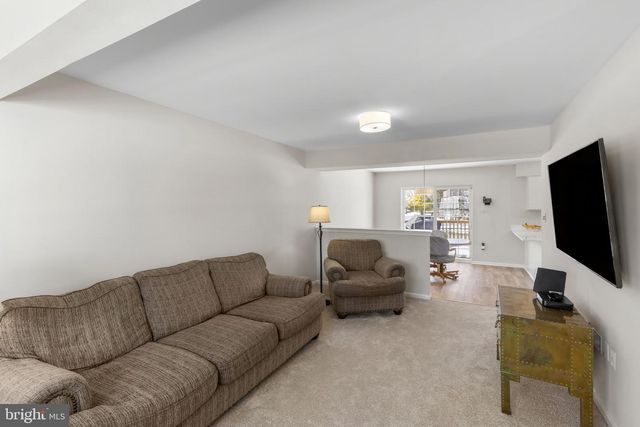 6 HOLLAND CT, Reisterstown, MD 21136