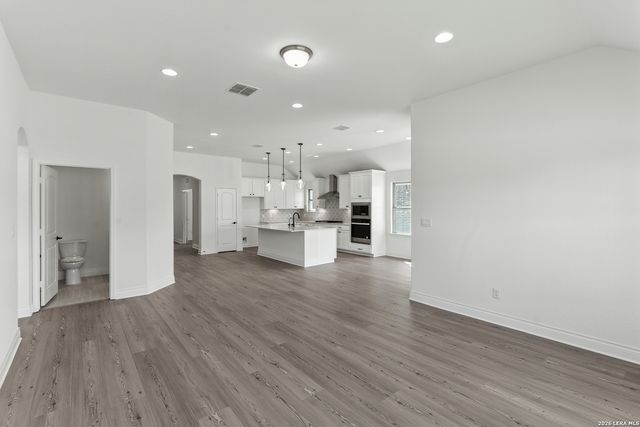 161 THORNY GRV, San Antonio, TX 78253