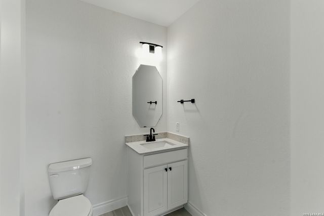 161 THORNY GRV, San Antonio, TX 78253