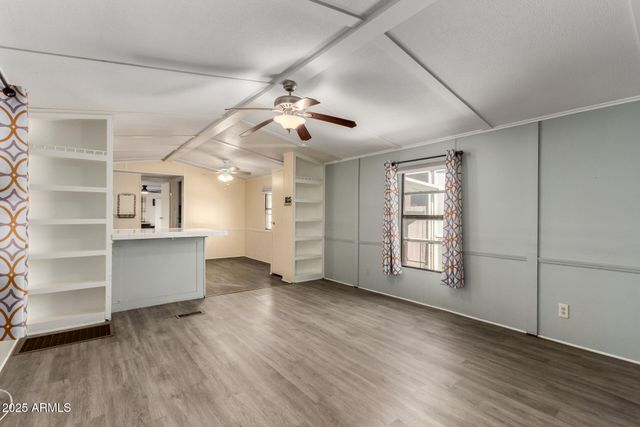 10401 N CAVE CREEK Road 93, Phoenix, AZ 85020