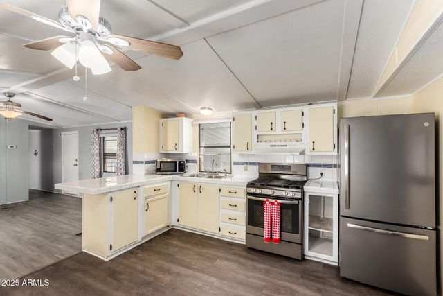 10401 N CAVE CREEK Road 93, Phoenix, AZ 85020