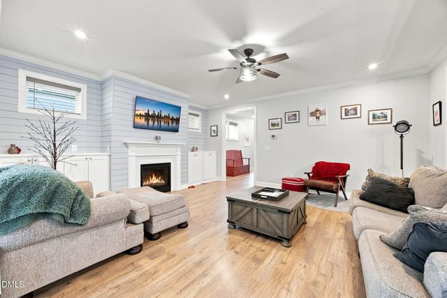 39 Monteith Drive, Chapel Hill, NC 27516