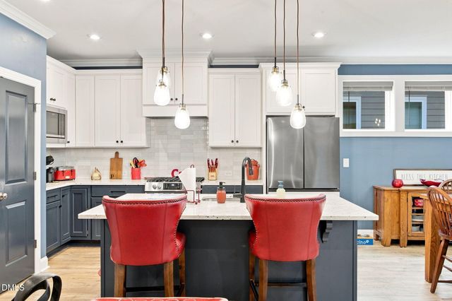 39 Monteith Drive, Chapel Hill, NC 27516