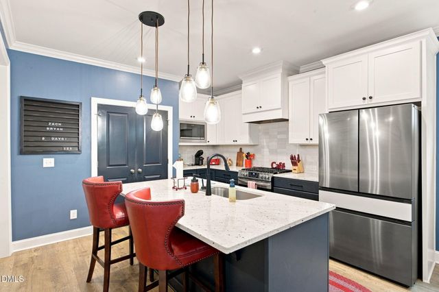 39 Monteith Drive, Chapel Hill, NC 27516