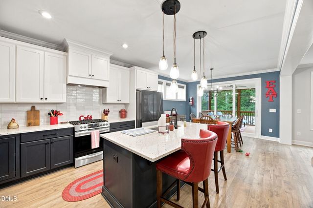 39 Monteith Drive, Chapel Hill, NC 27516