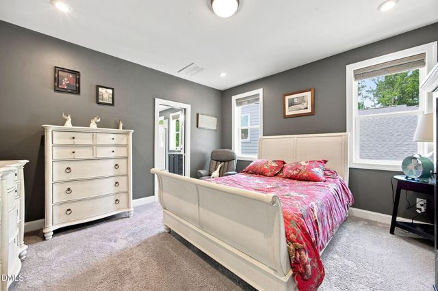 39 Monteith Drive, Chapel Hill, NC 27516