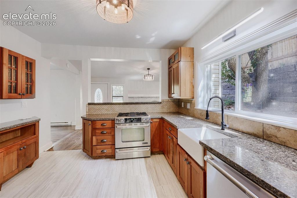 328 Spring Street, Manitou Springs, CO 80829 — photo 2
