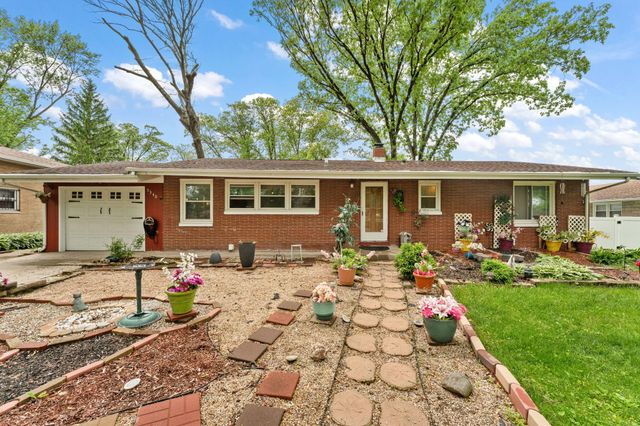 5340 Mary Ann Lane, Merrillville, IN 46410