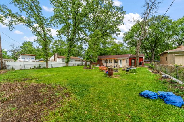 5340 Mary Ann Lane, Merrillville, IN 46410