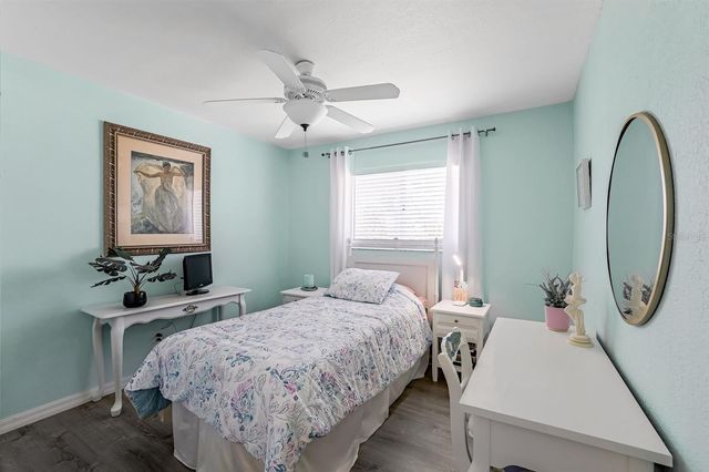 28 SW 21ST AVENUE, Cape Coral, FL 33991