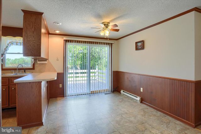 29 HUGHES DR, Abbottstown, PA 17301
