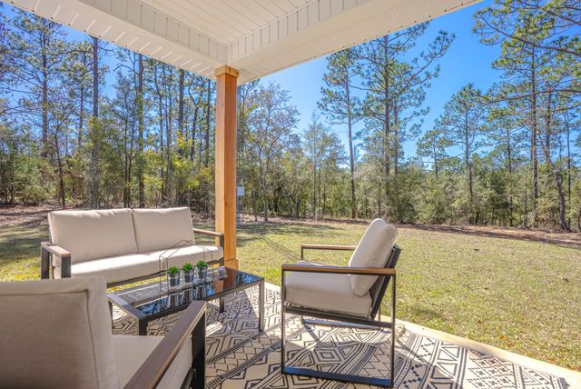 2013 Baldwin Street, Chipley, FL 32428