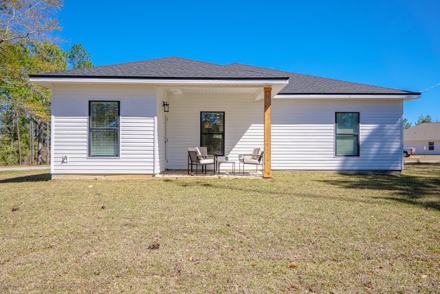 2013 Baldwin Street, Chipley, FL 32428