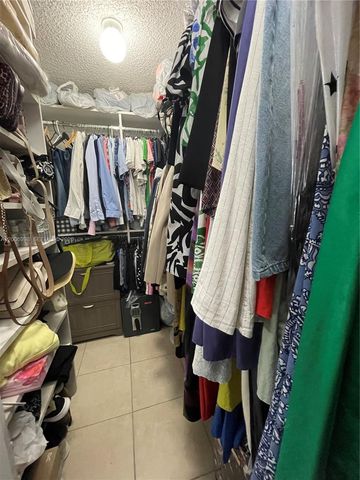 19055 NW 62nd Ave 205, Hialeah, FL 33015