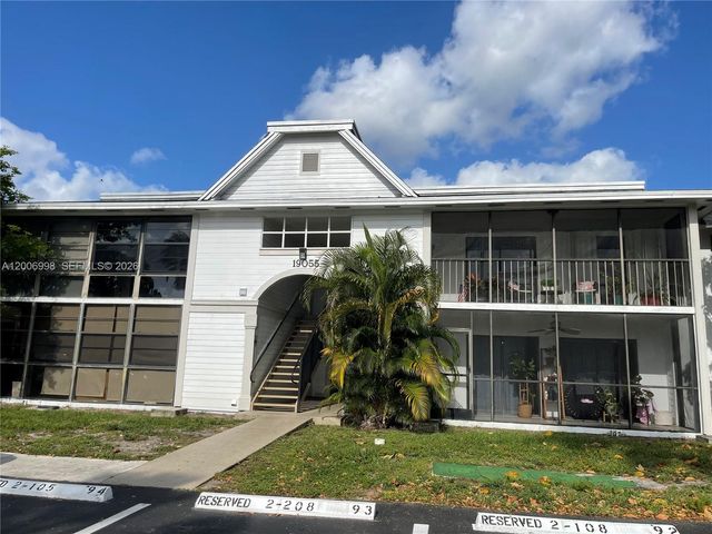 19055 NW 62nd Ave 205, Hialeah, FL 33015