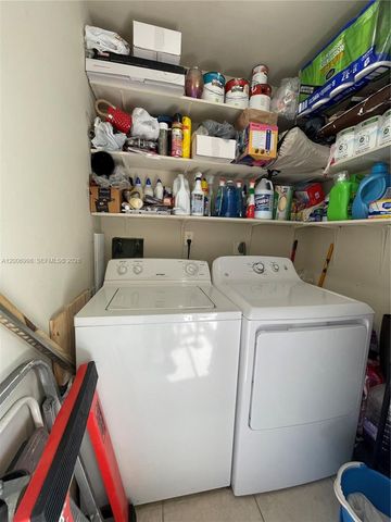 19055 NW 62nd Ave 205, Hialeah, FL 33015