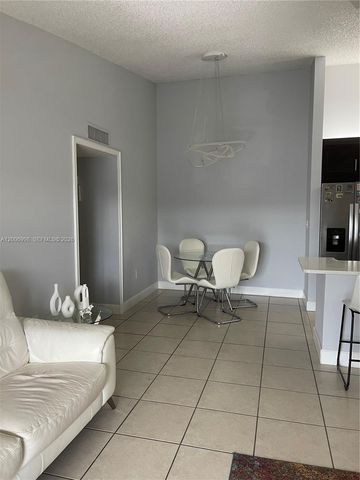 19055 NW 62nd Ave 205, Hialeah, FL 33015