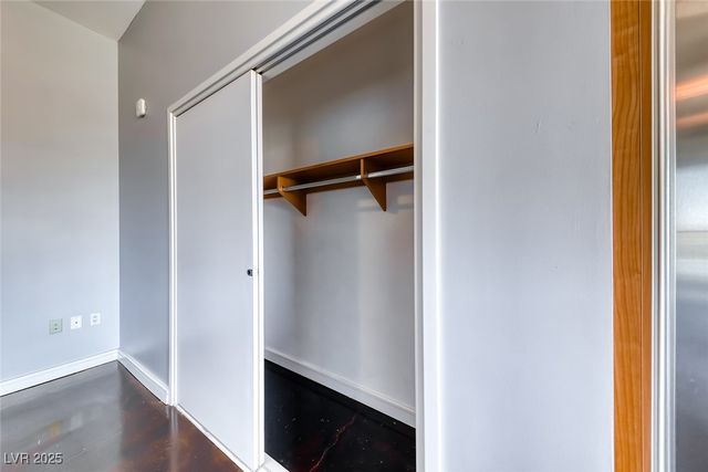 200 Hoover Avenue 1712, Las Vegas, NV 89101