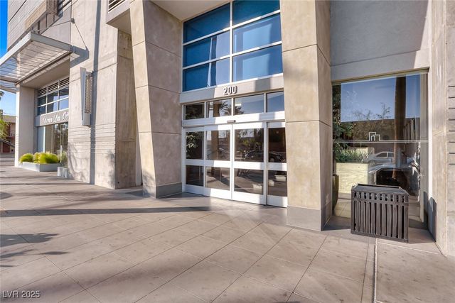 200 Hoover Avenue 1712, Las Vegas, NV 89101
