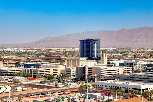 200 Hoover Avenue 1712, Las Vegas, NV 89101