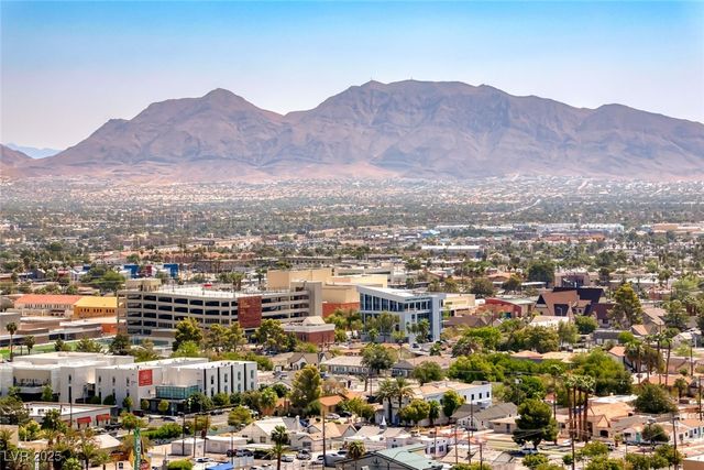 200 Hoover Avenue 1712, Las Vegas, NV 89101