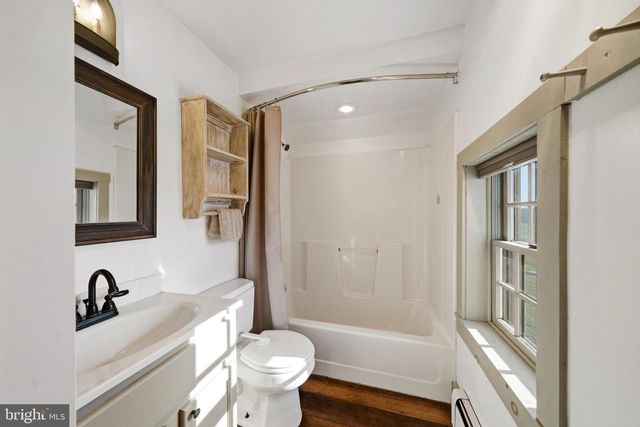 55 STONE JUG RD, Gettysburg, PA 17325