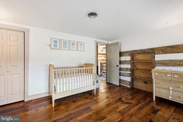 55 STONE JUG RD, Gettysburg, PA 17325