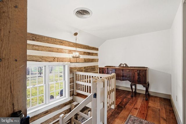 55 STONE JUG RD, Gettysburg, PA 17325