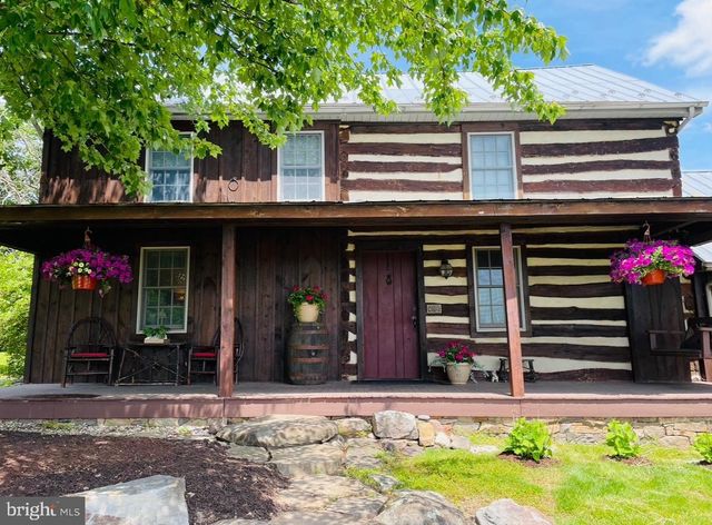 55 STONE JUG RD, Gettysburg, PA 17325
