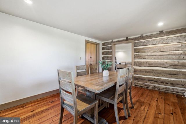 55 STONE JUG RD, Gettysburg, PA 17325