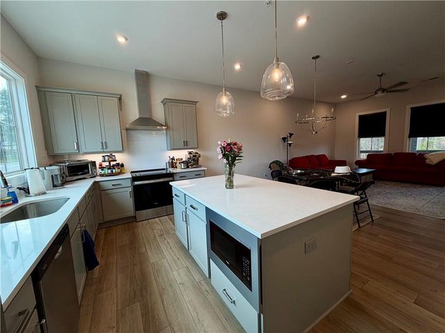 135 Firefly Circle, Alpharetta, GA 30009